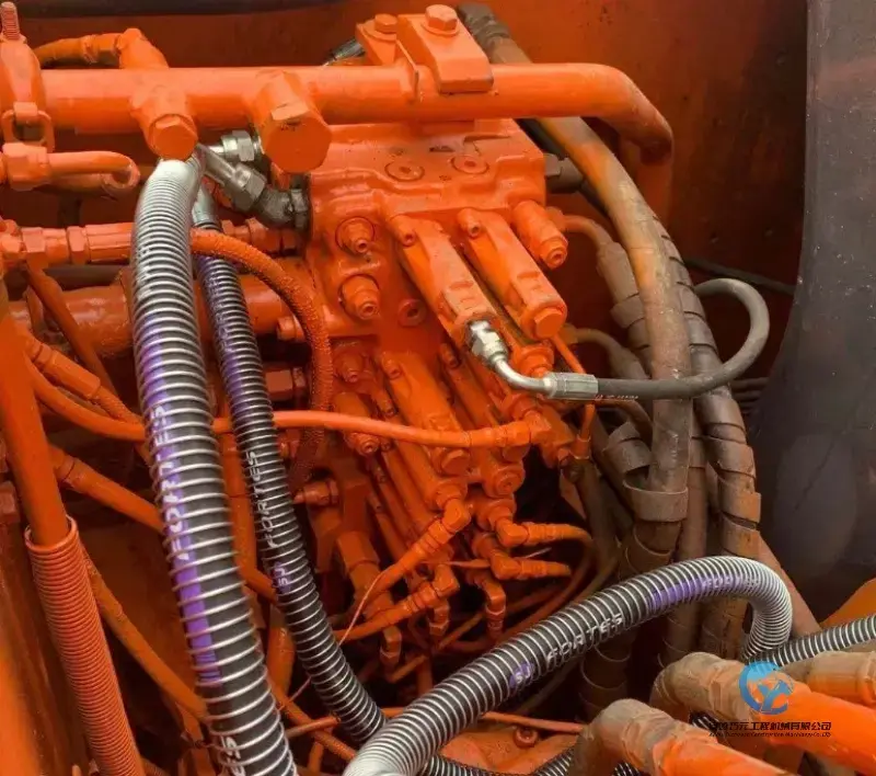 16_Used-Excavator-Hitachi-ZX7019