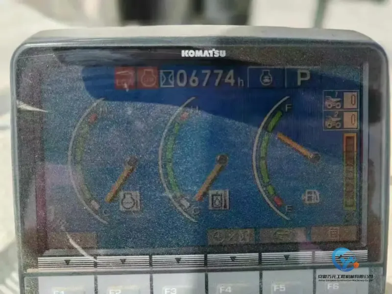 16_Used-Excavator-Komatsu-PC20007