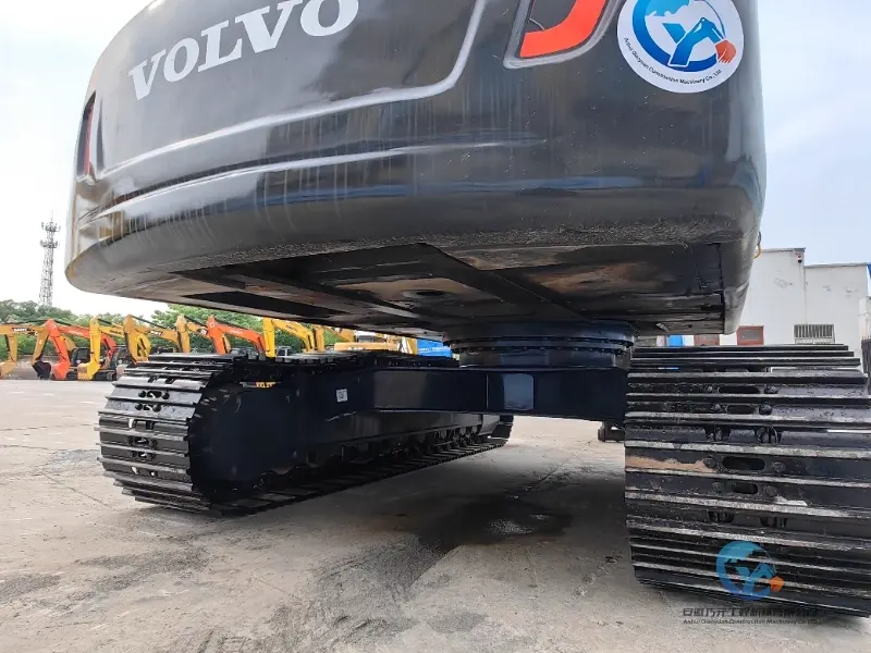 17_2023-Used-Excavator-Volvo-EC210D-39