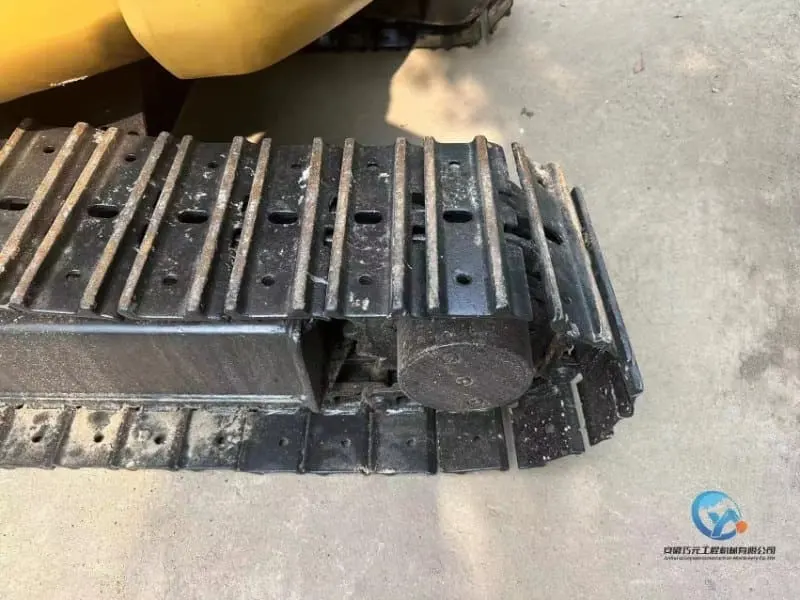 17_Used-Excavator-Caterpillar-303CR10_W_800px