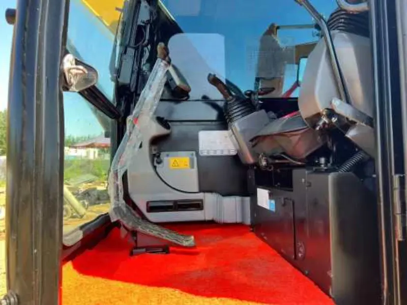 17_Used-Excavator-Caterpillar-307E27