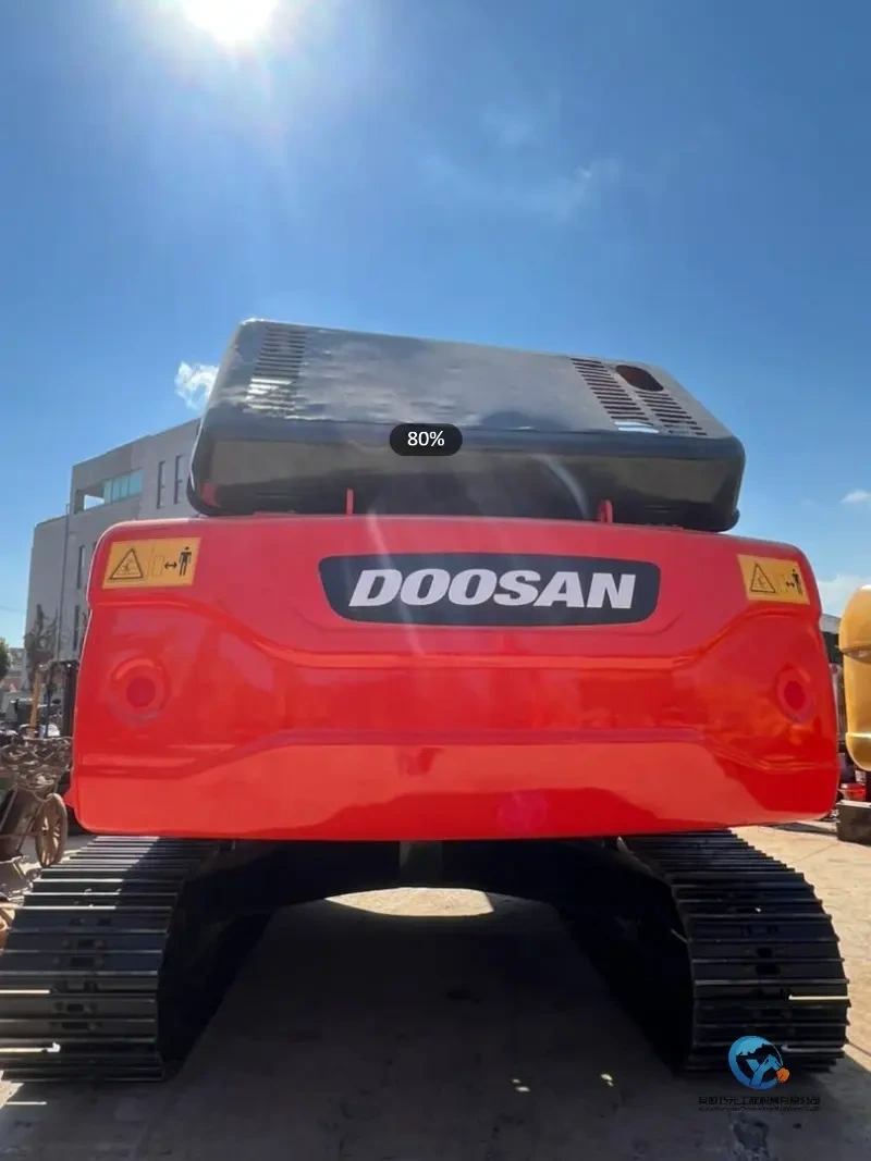 17_Used-Excavator-DOOSAN-DX300-LC-9C16