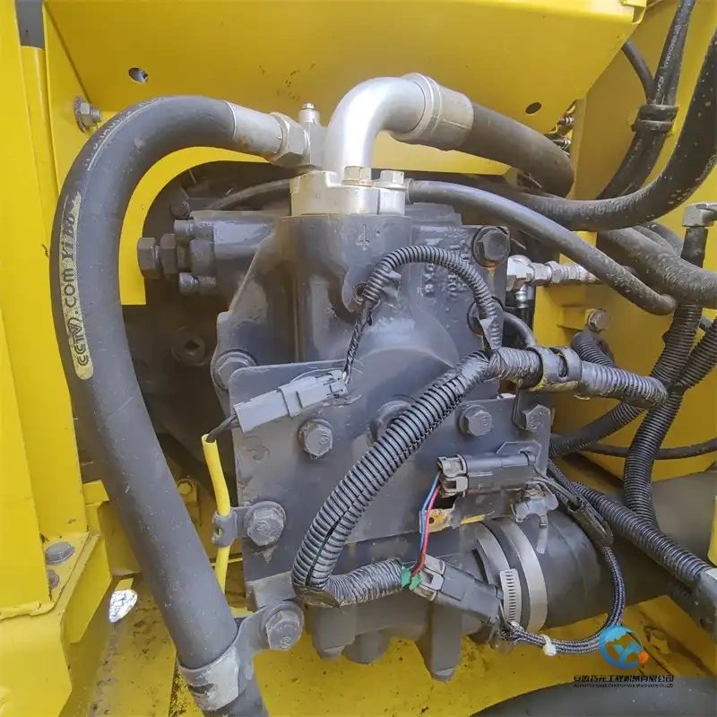 17_Used-Excavator-Komatsu-PC13012