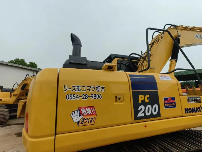 17_Used-Excavator-Komatsu-PC20015