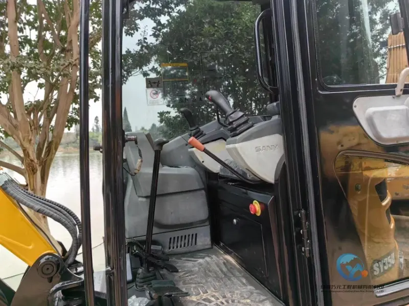 17_Used-Excavator-Sany-35U-11