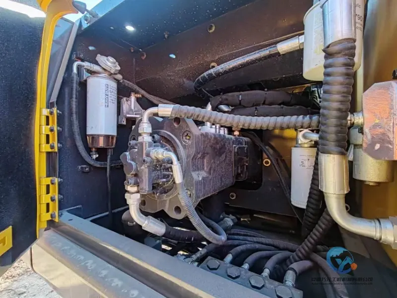 17_Used-Excavator-Volvo-EC290-12