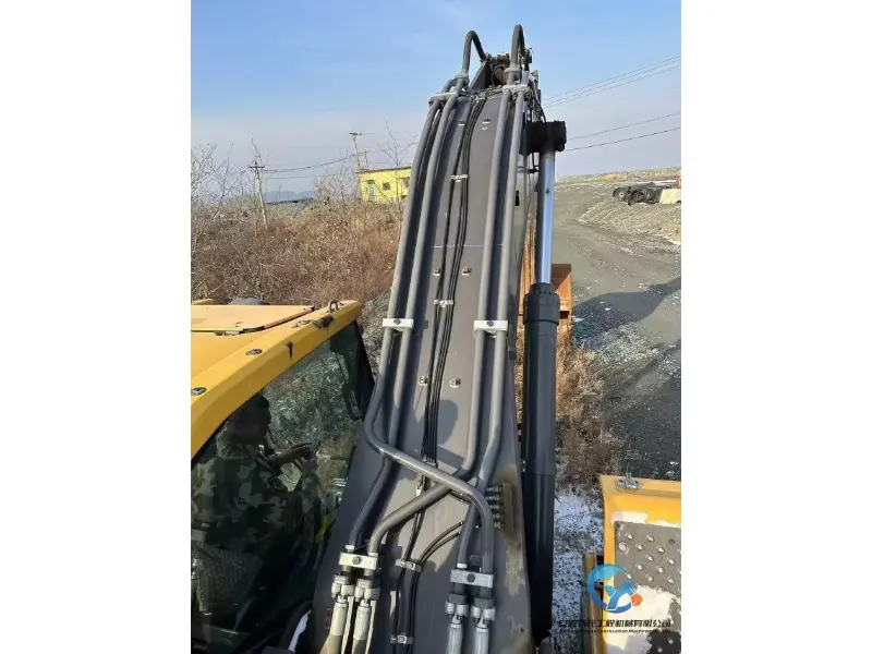 17_Used-Excavator-Volvo-EC380DL7