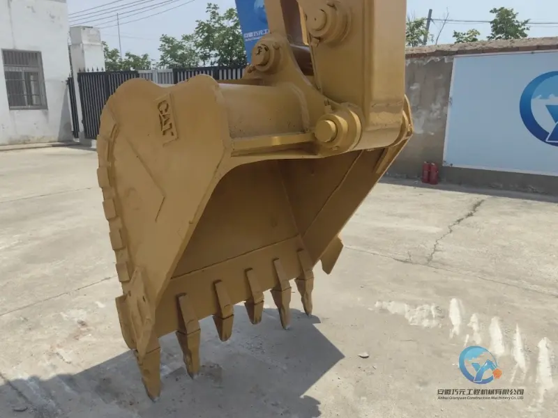 18_2020-Used-Excavator-Caterpillar-320D2-12