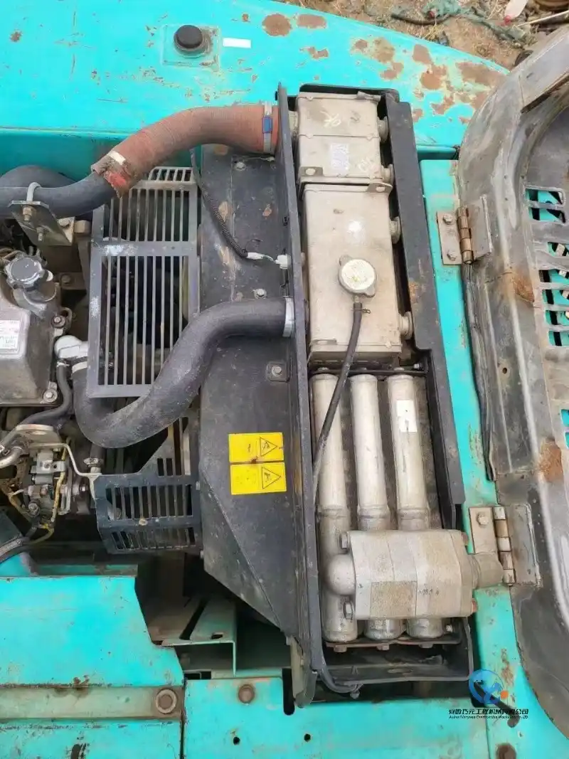 18_Used-Excavator-Kobelco-SK26014