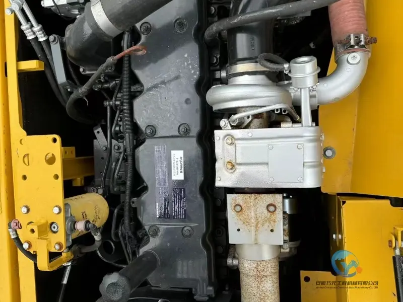18_Used-Excavator-Komatsu-PC240-8-14