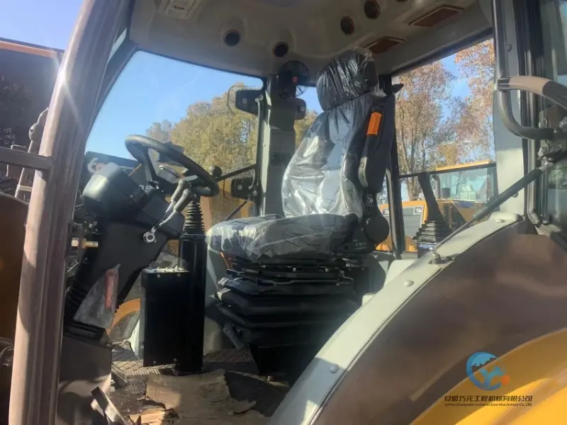 19_Used-Backhoe-Loader-Caterpillar-420F-18