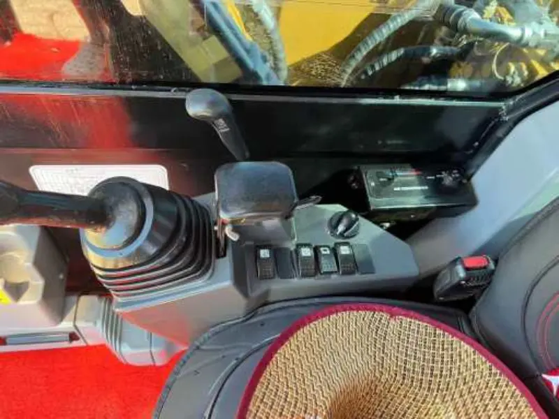 19_Used-Excavator-Caterpillar-307E25