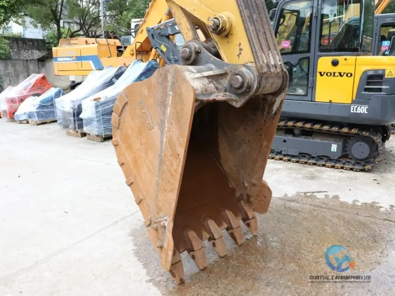 19_Used-Excavator-Caterpillar-320GX-15