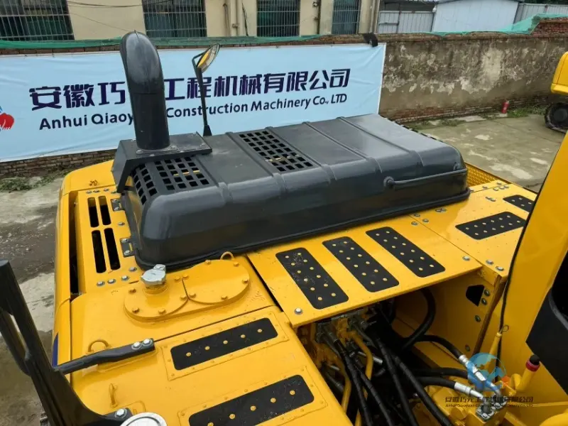 19_Used-Excavator-Komatsu-PC240-8-15