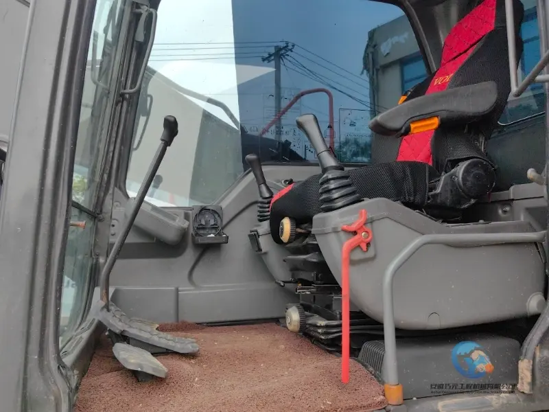 20_2023-Used-Excavator-Volvo-EC210D-43