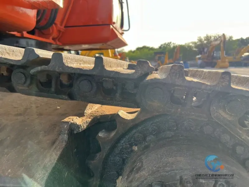 20_Used-Excavator-Doosan-DX260-2