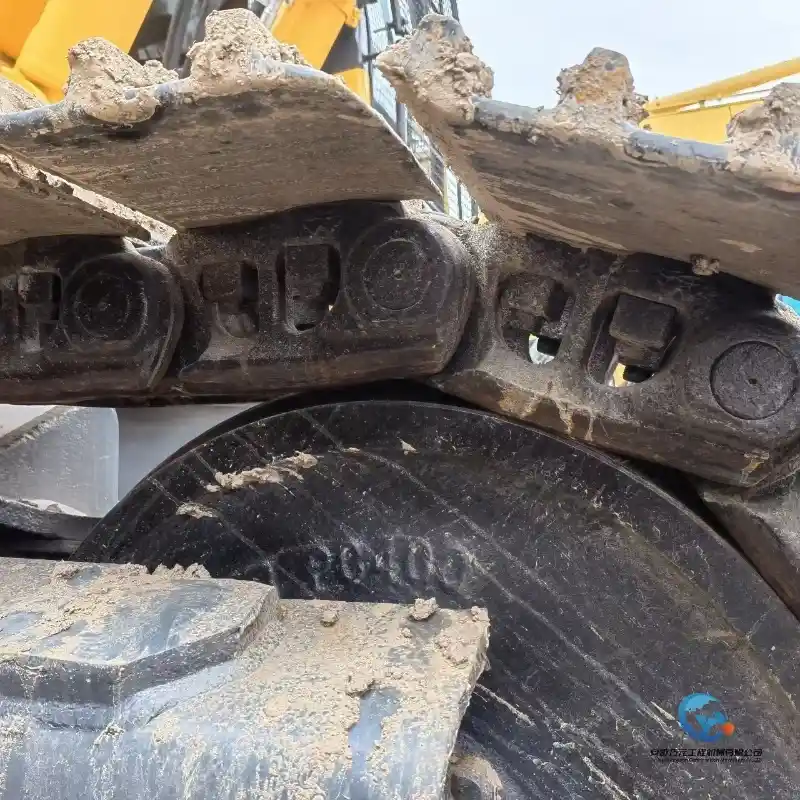 20_Used-Excavator-Komatsu-PC400-718