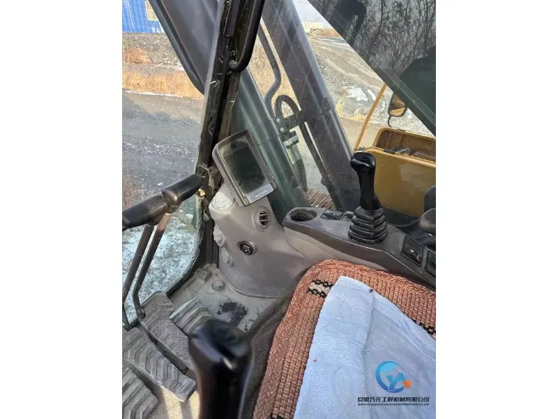 20_Used-Excavator-Volvo-EC380DL18