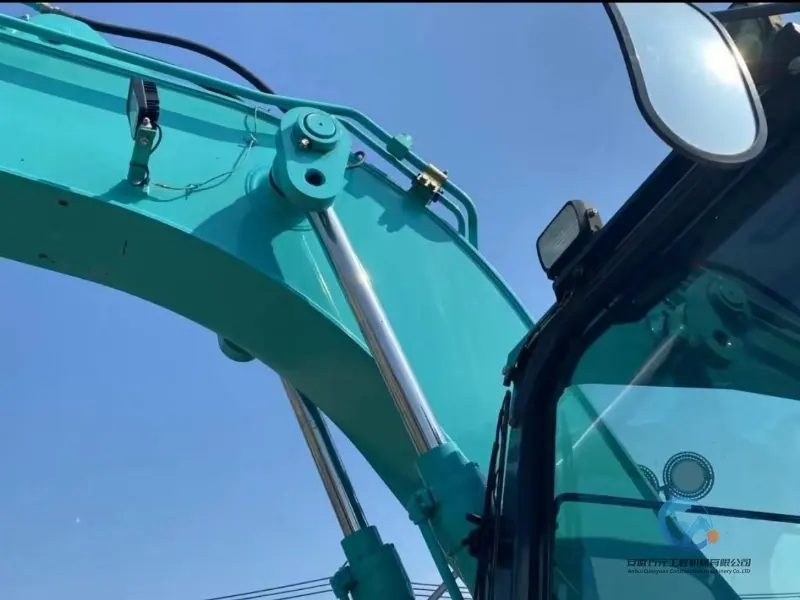 21_Used-Excavator-Kobelco-135SRD-5-12