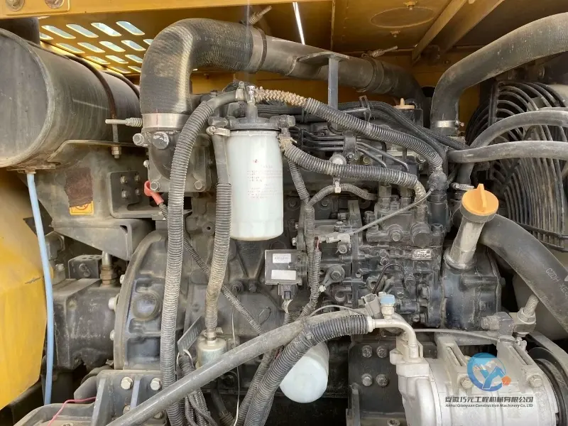 21_Used-Excavator-XCMG-XE80D-18