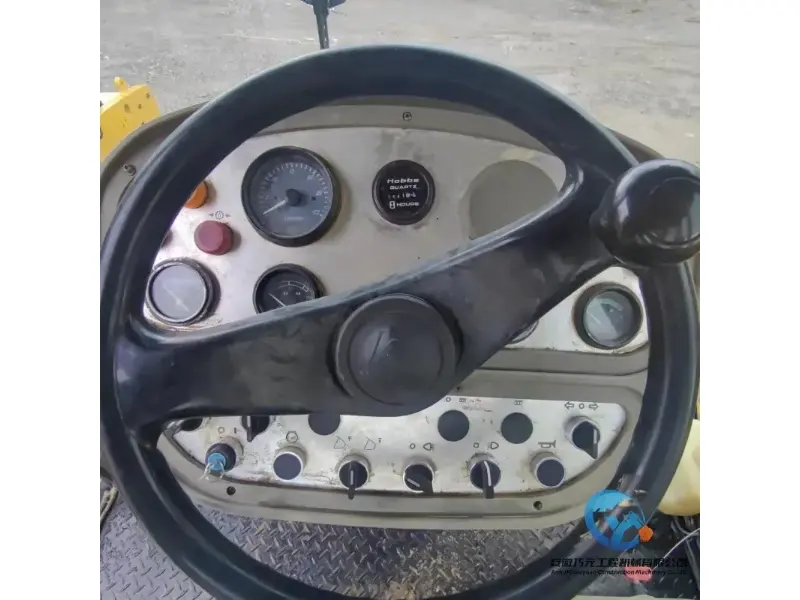 21_Used-Roller-XCMG-XS223J15_WH_800x600px