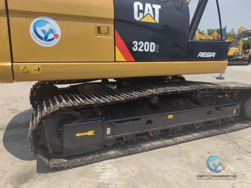 22_2020-Used-Excavator-Caterpillar-320D2-17