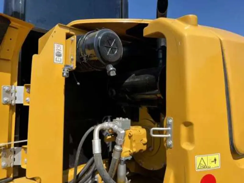 22_Used-Excavator-Caterpillar-307E24