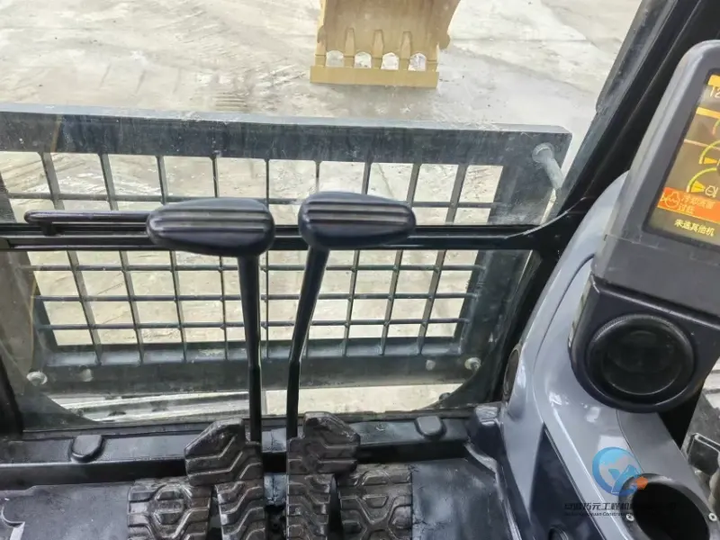 22_Used-Excavator-Caterpillar-315D2GC-16
