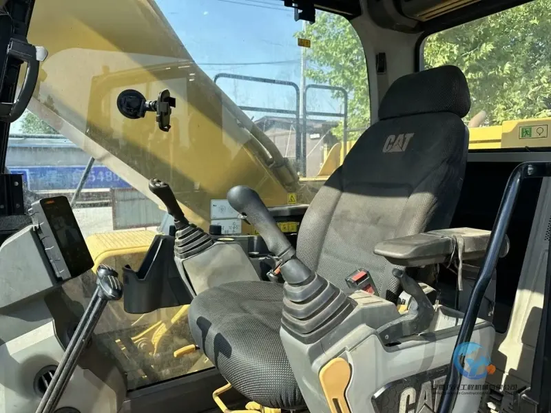 22_Used-Excavator-Caterpillar-336GC-35