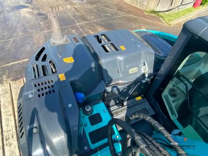 22_Used-Excavator-Kobelco-135SRD-5-13