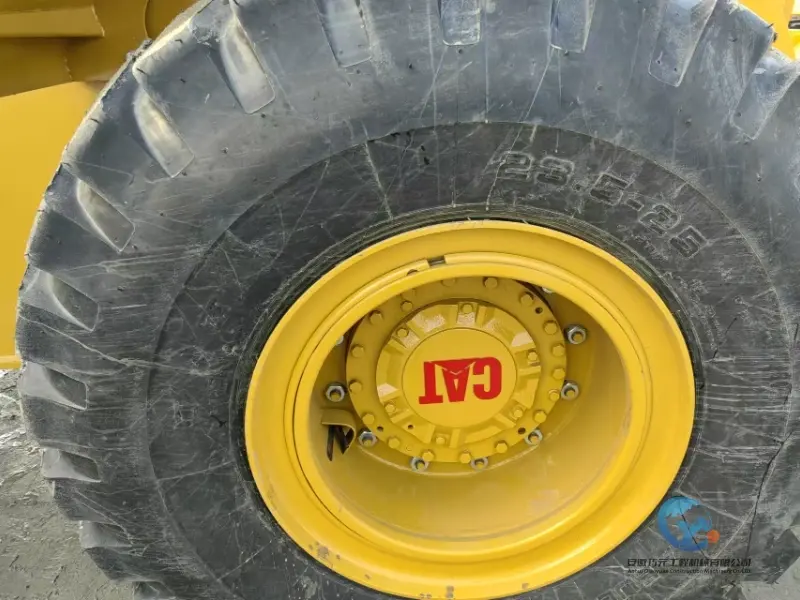 22_Used-Loader-Caterpillar-966H-22