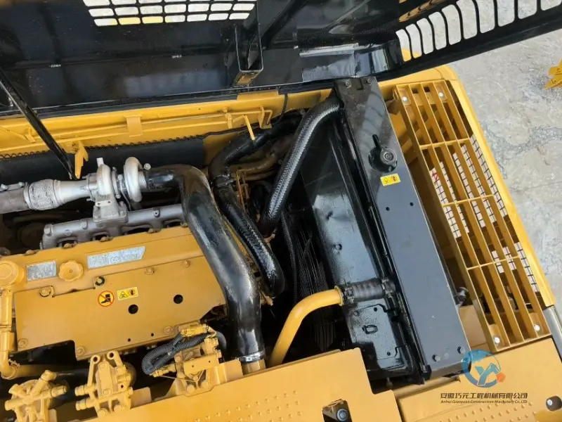 23_2021-Used-Excavator-Caterpillar-320D2-21