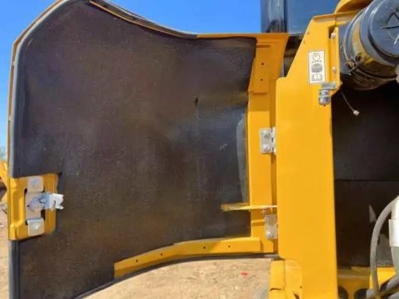 23_Used-Excavator-Caterpillar-307E218