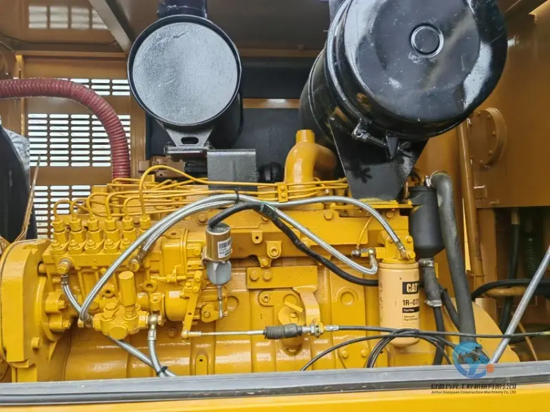 23_Used-Grader-Caterpillar-140H-6