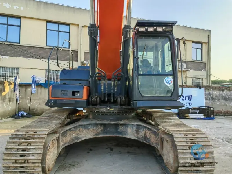 24_Used-Excavator-Doosan-DX380-9-15
