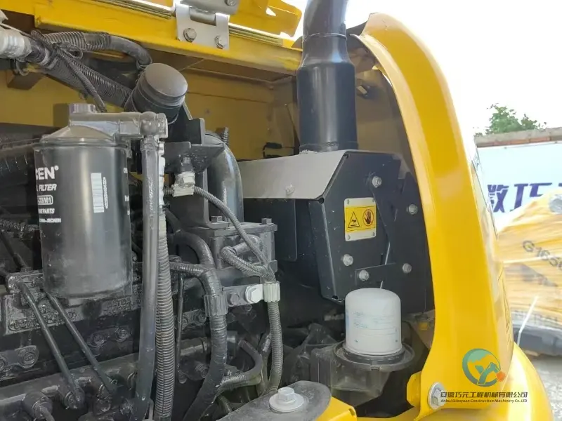 24_Used-Excavator-Komatsu-PC60-8-18