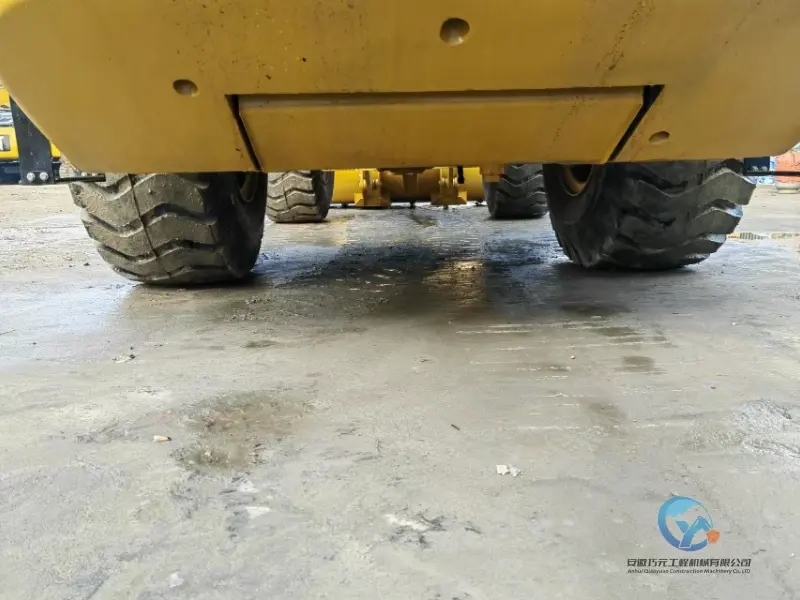 24_Used-Loader-Caterpillar-966H-24