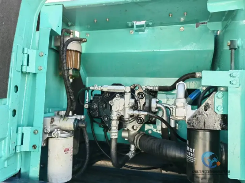 25_2023-Used-Excavator-Kobelco-SK200-13