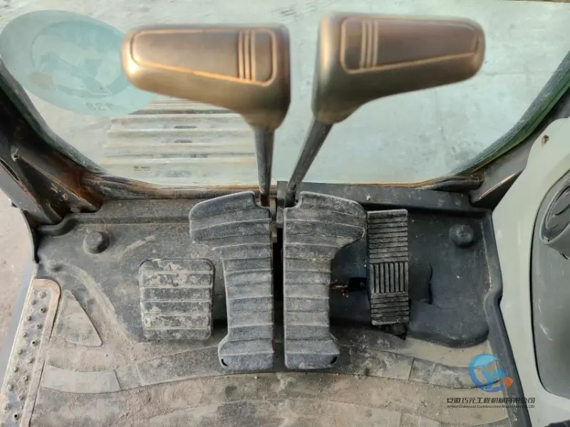 25_Used-Excavator-Doosan-DX380-9-16