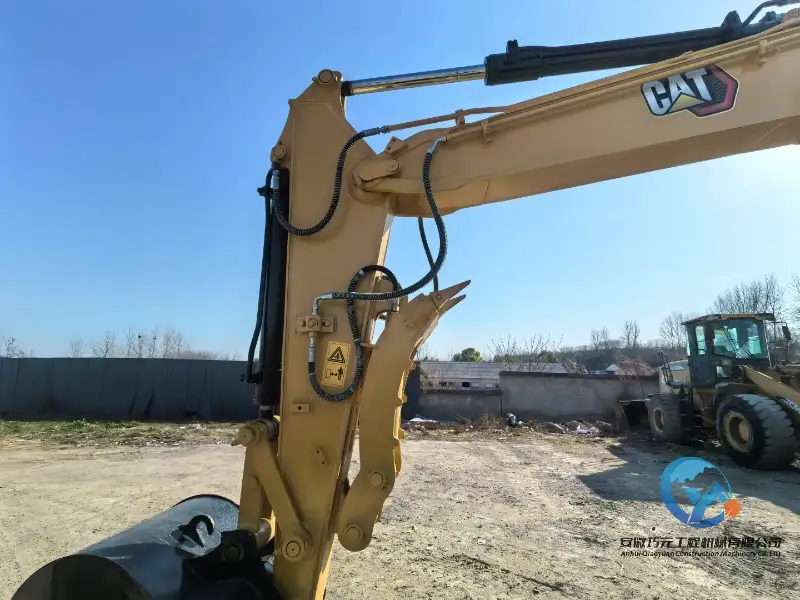 26_Used-Excavator-Caterpillar-307D22