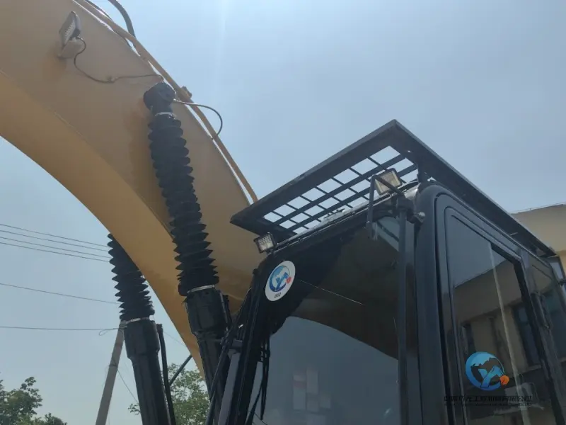 27_2020-Used-Excavator-Caterpillar-320D2-22
