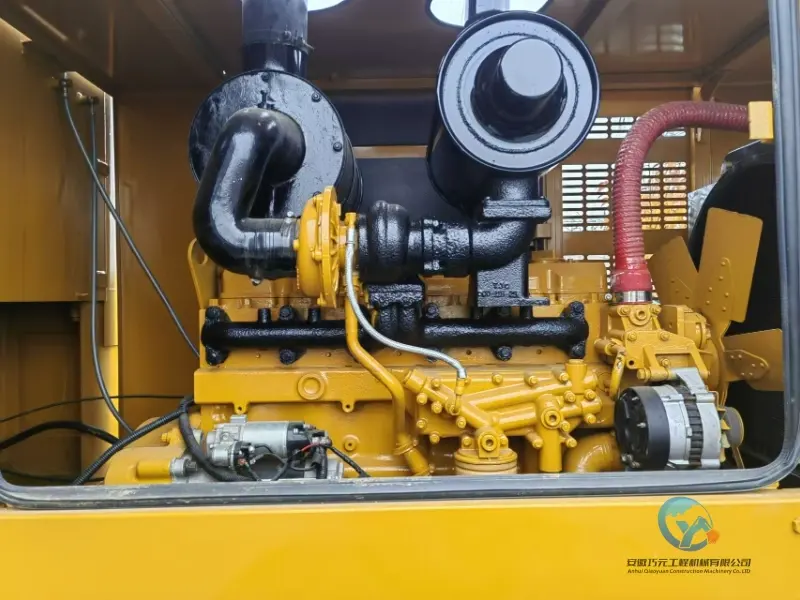 28_Used-Grader-Caterpillar-140H-19
