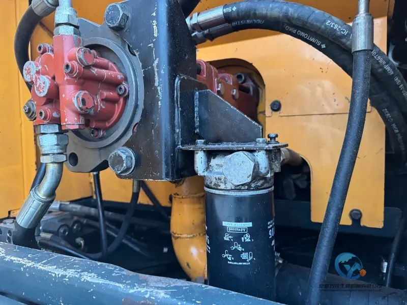 30_2020-Used-Excavator-Hyundai-220LC-9S-9