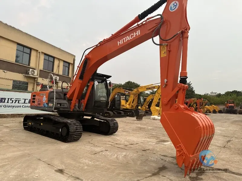 6_2023-Used-Excavator-Hitachi-200-11