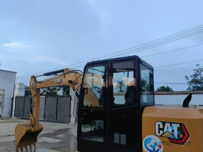 6_Used-Excavator-Caterpillar-303.5E2-4