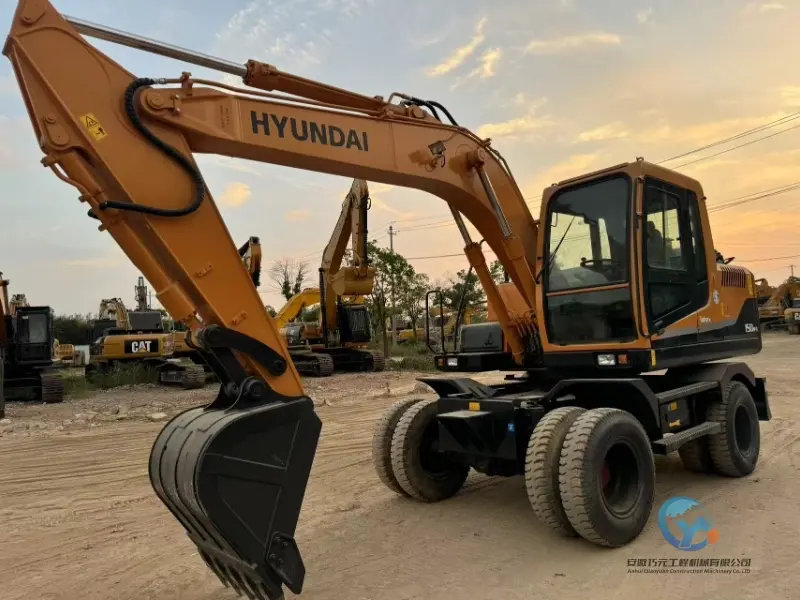 6_Used-Excavator-Hyundai-150W-9-26