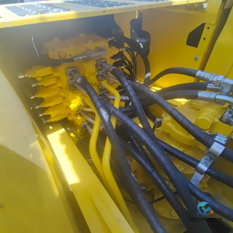 6_Used-Excavator-Komatsu-PC2709