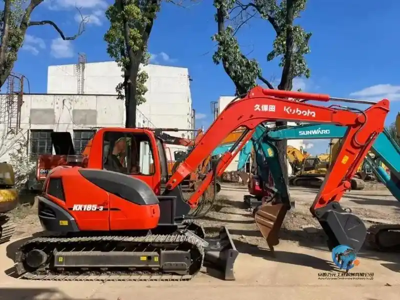 6_Used-Excavator-Kubota-KX1854