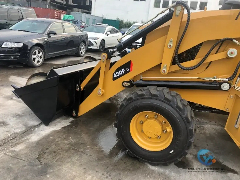 7_Used-Backhoe-Loader-Caterpillar-430F-4