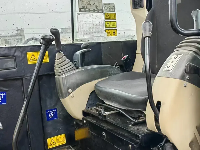 7_Used-Excavator-Caterpillar-306E28